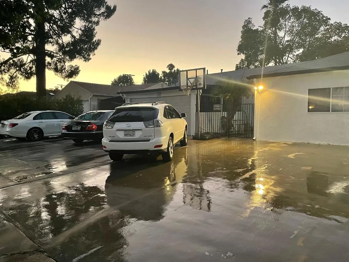 The Village Los Angeles Guest house