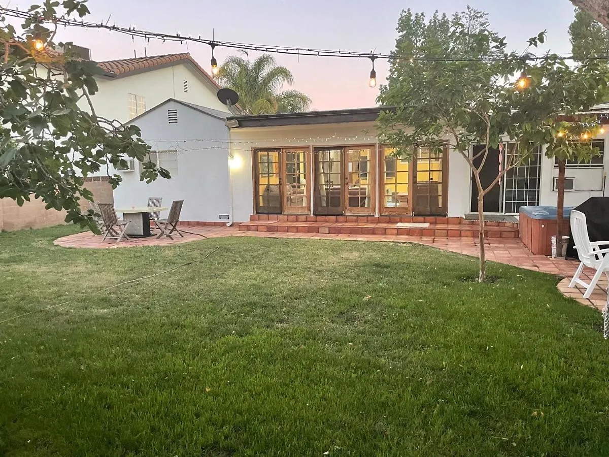 *** Guest house The Village Los Angeles United States